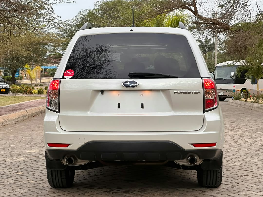 SUBARU FORESTER thumbnail 11